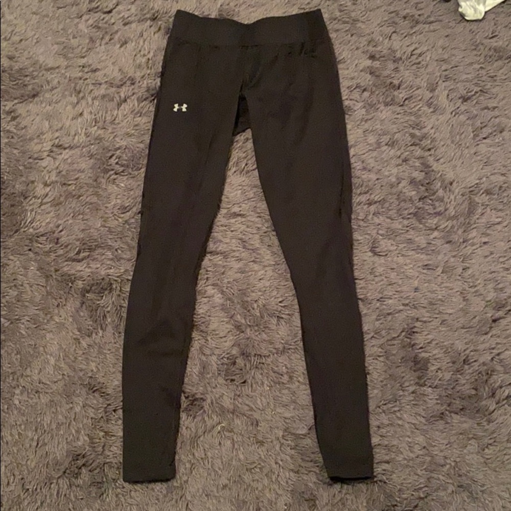 UnderArmour compression leggings